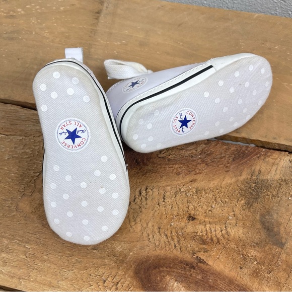 Infant Converse Crib Shoe Size 3 - Picture 3 of 4